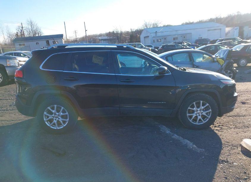Photo 13 of 2014 Jeep Cherokee LATITUDE (VIN 1C4PJMCS1EW321792)