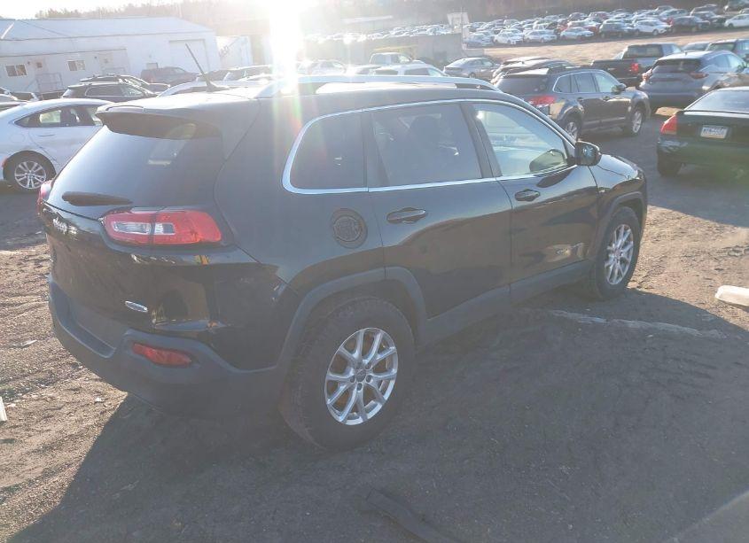 Photo 4 of 2014 Jeep Cherokee LATITUDE (VIN 1C4PJMCS1EW321792)