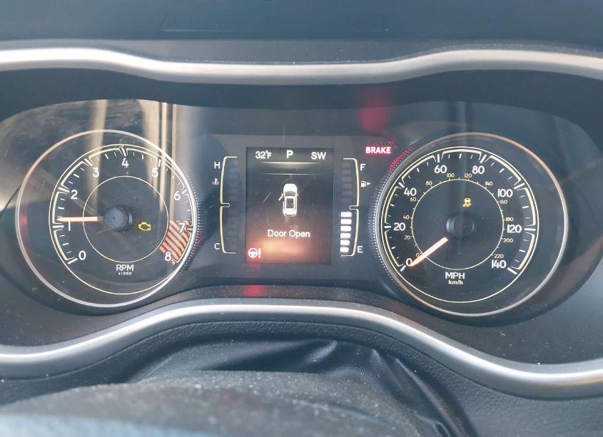 Photo 7 of 2014 Jeep Cherokee LATITUDE (VIN 1C4PJMCS1EW321792)