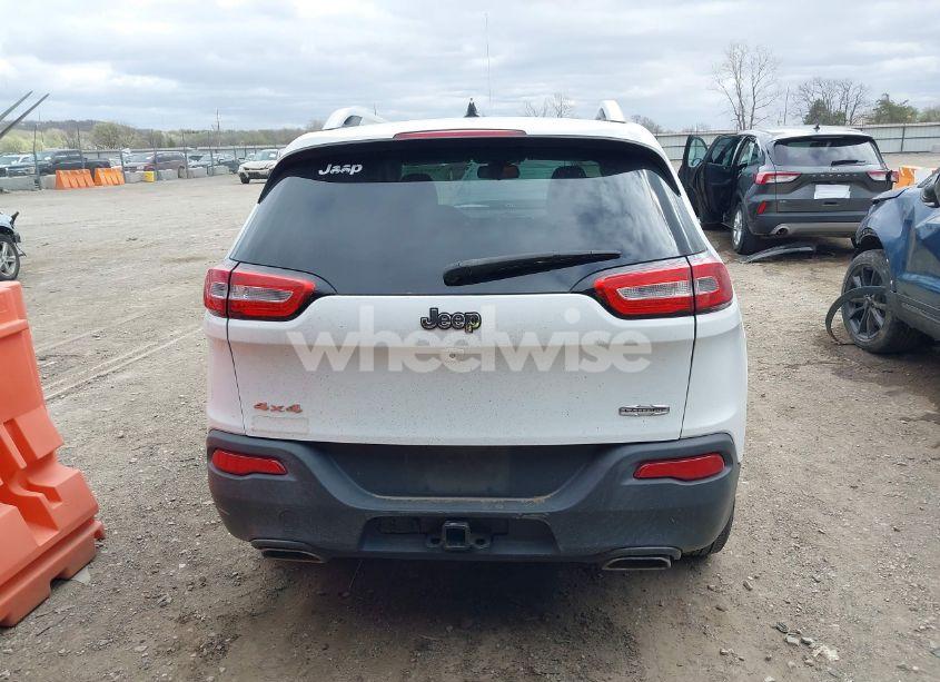 Photo 17 of 2015 Jeep Cherokee LATITUDE (VIN 1C4PJMCS1FW541757)