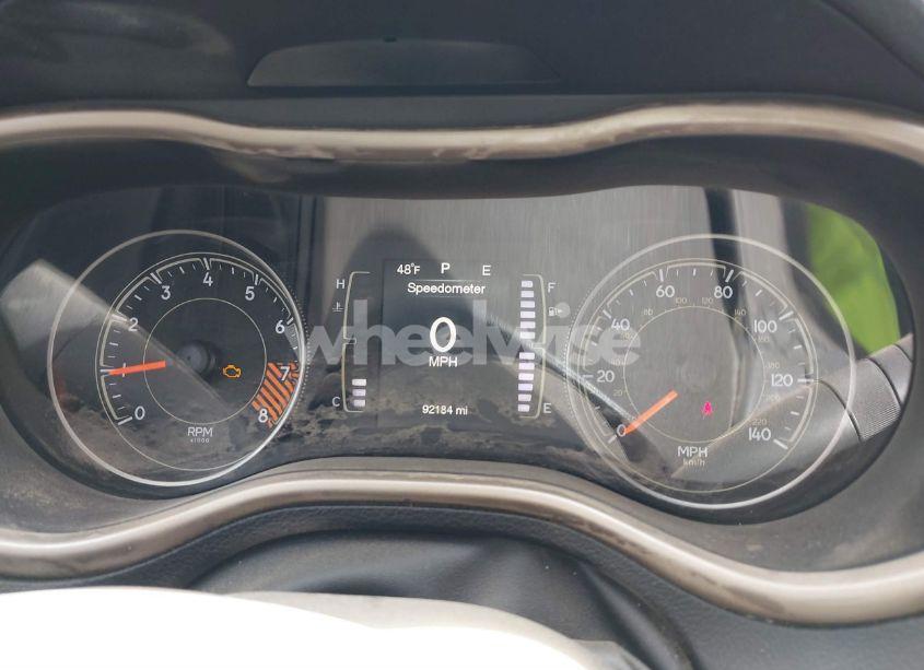 Photo 7 of 2015 Jeep Cherokee LATITUDE (VIN 1C4PJMCS1FW541757)