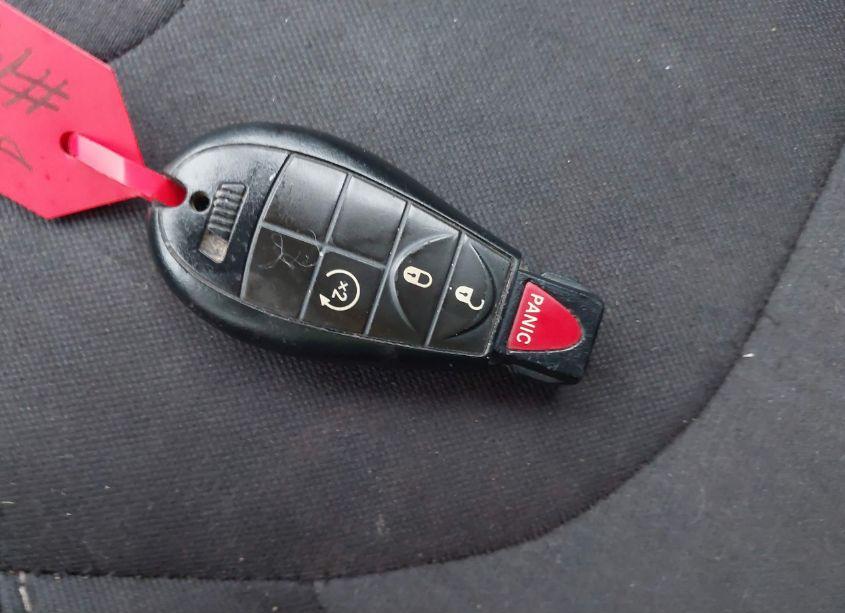 Photo 11 of 2015 Jeep Cherokee LATITUDE (VIN 1C4PJMCS1FW615341)