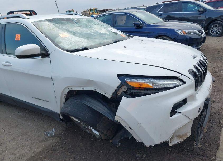 2015 Jeep Cherokee NORTH (VIN 1C4PJMCS1FW619924) main photo