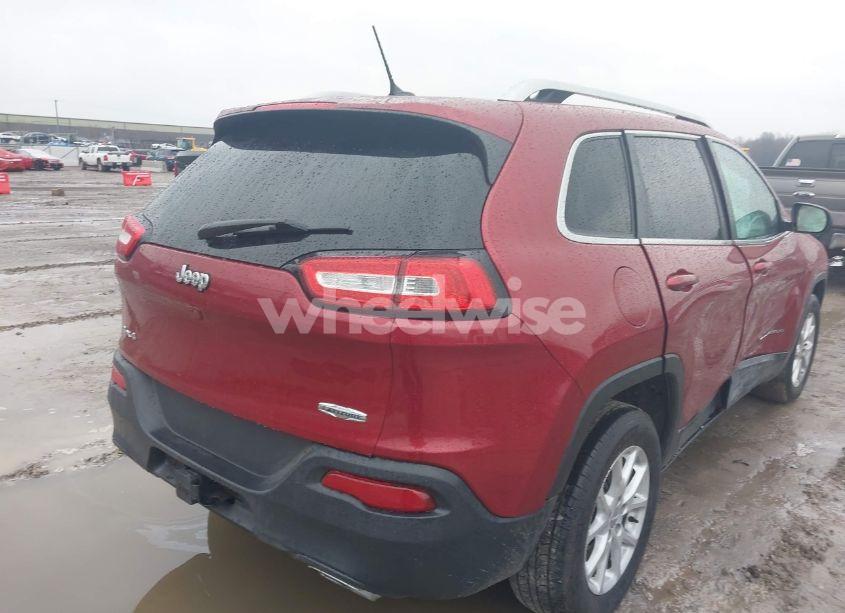 Photo 4 of 2015 Jeep Cherokee LATITUDE (VIN 1C4PJMCS1FW649201)