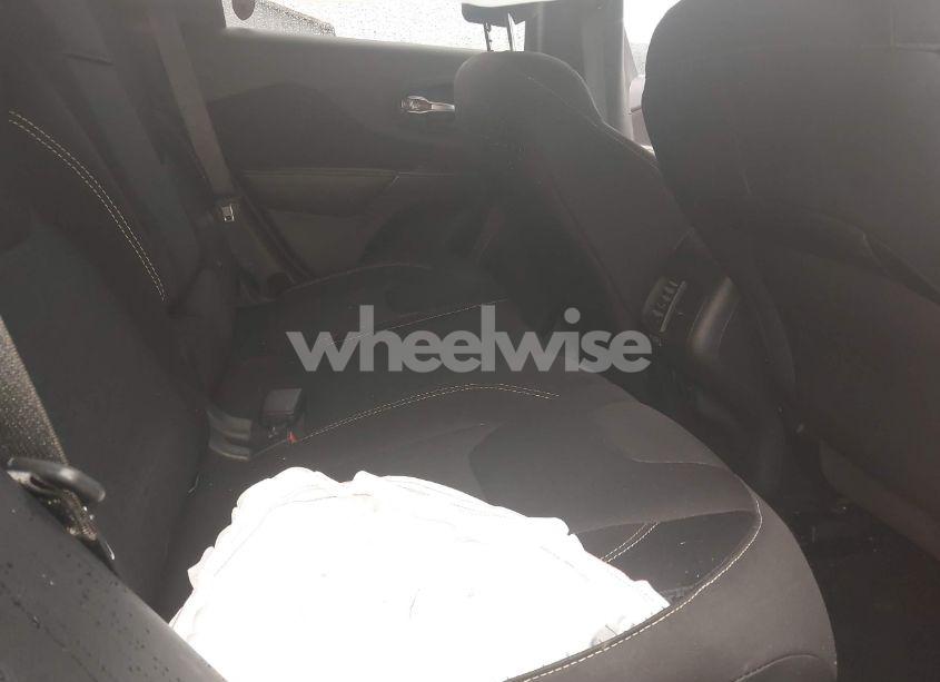 Photo 8 of 2015 Jeep Cherokee LATITUDE (VIN 1C4PJMCS1FW649201)