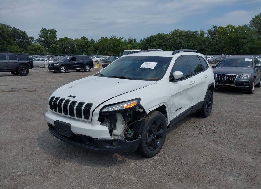 Photo 2 of 2015 Jeep Cherokee LATITUDE ALTITUDE (VIN 1C4PJMCS1FW750674)