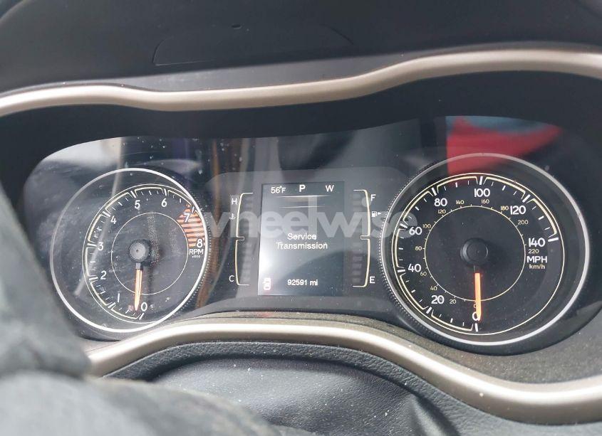 Photo 7 of 2016 Jeep Cherokee LATITUDE (VIN 1C4PJMCS1GW145779)