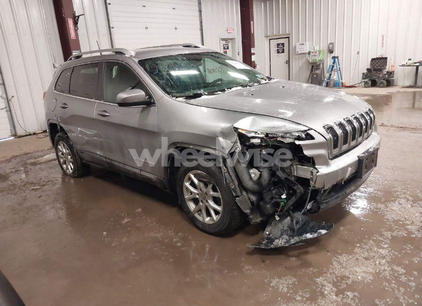 2016 Jeep Cherokee LATITUDE (VIN 1C4PJMCS1GW170018) main photo