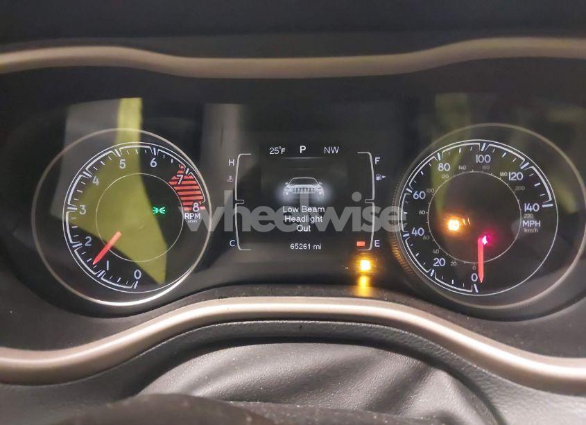 Photo 7 of 2016 Jeep Cherokee LATITUDE (VIN 1C4PJMCS1GW170018)