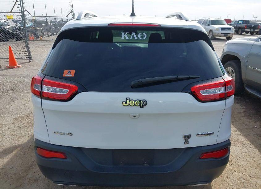 Photo 17 of 2016 Jeep Cherokee LATITUDE (VIN 1C4PJMCS1GW254615)