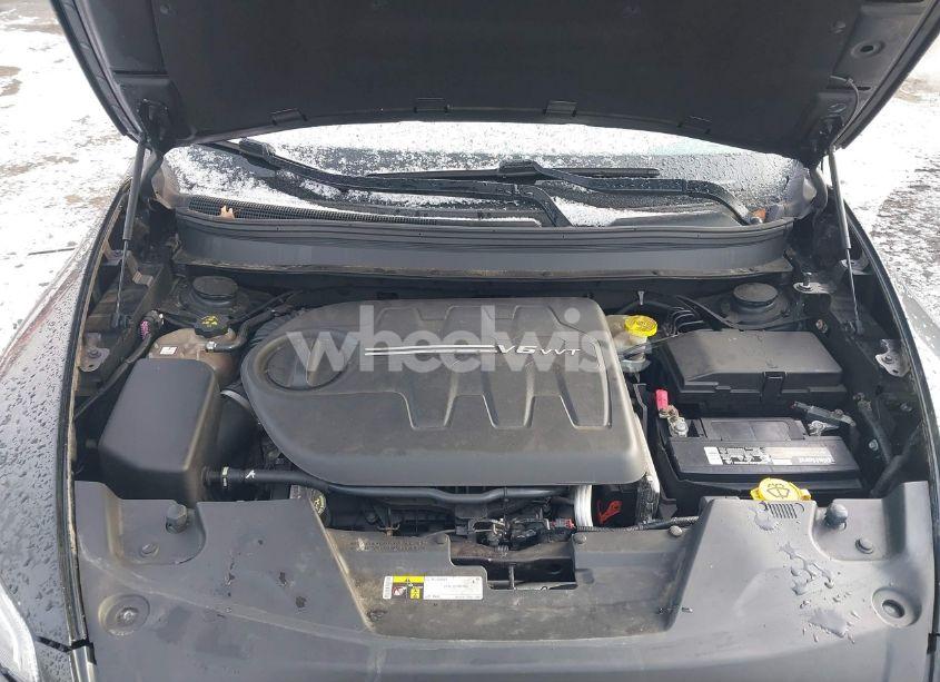 Photo 10 of 2016 Jeep Cherokee 75TH ANNIVERSARY (VIN 1C4PJMCS1GW326557)