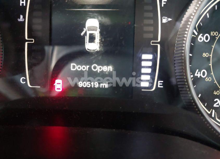 Photo 15 of 2016 Jeep Cherokee 75TH ANNIVERSARY (VIN 1C4PJMCS1GW326557)