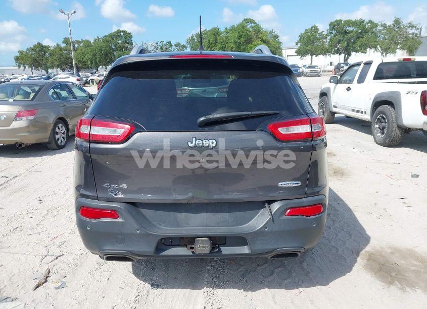 Photo 16 of 2016 Jeep Cherokee LATITUDE (VIN 1C4PJMCS1GW367447)