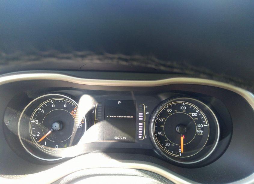 Photo 7 of 2017 Jeep Cherokee LATITUDE 4X4 (VIN 1C4PJMCS1HD216122)