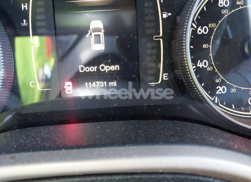 Photo 15 of 2017 Jeep Cherokee LATITUDE 4X4 (VIN 1C4PJMCS1HW532415)