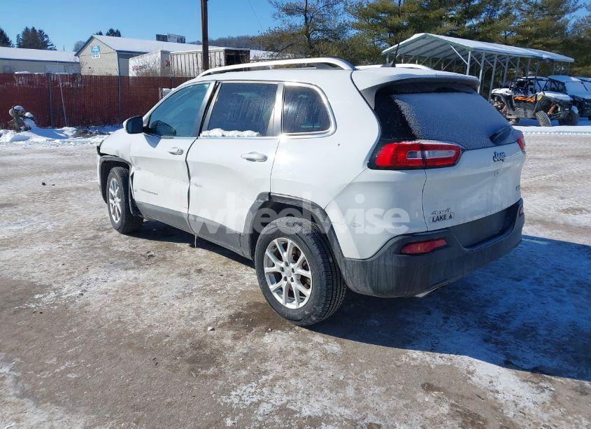 Photo 3 of 2017 Jeep Cherokee LATITUDE 4X4 (VIN 1C4PJMCS1HW532415)