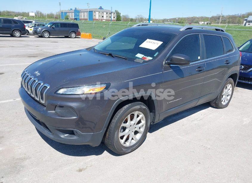 Photo 2 of 2014 Jeep Cherokee LATITUDE (VIN 1C4PJMCS2EW137767)