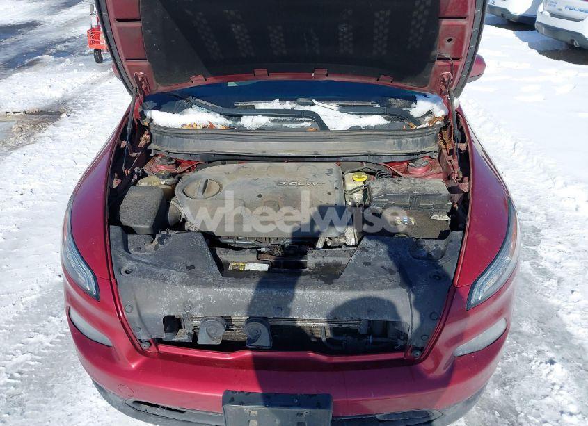 Photo 10 of 2014 Jeep Cherokee LATITUDE (VIN 1C4PJMCS2EW150390)