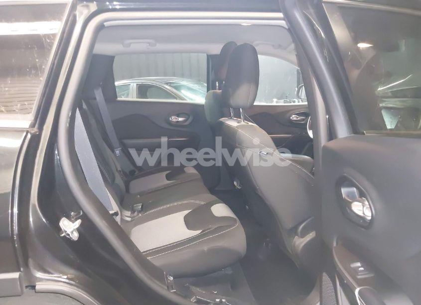 Photo 8 of 2014 Jeep Cherokee LATITUDE (VIN 1C4PJMCS2EW150633)