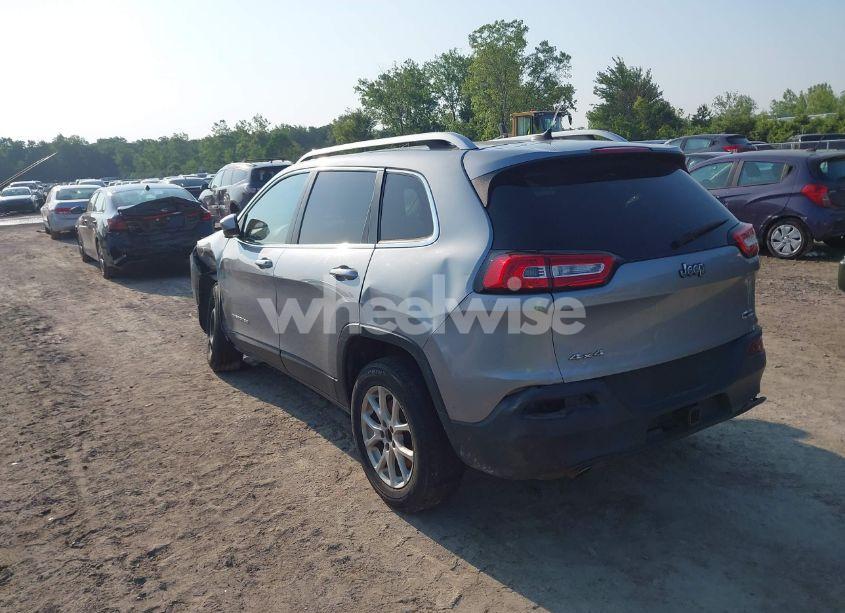 Photo 3 of 2014 Jeep Cherokee LATITUDE (VIN 1C4PJMCS2EW153290)