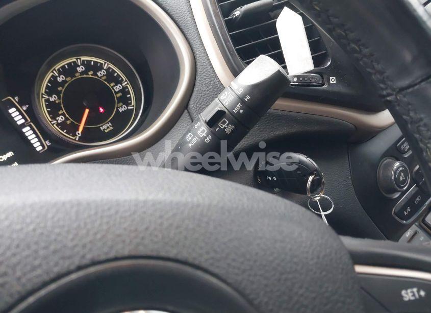 Photo 11 of 2014 Jeep Cherokee LATITUDE (VIN 1C4PJMCS2EW184183)