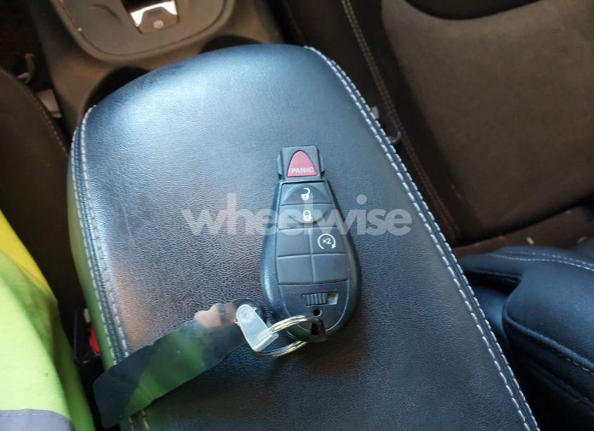 Photo 11 of 2014 Jeep Cherokee LATITUDE (VIN 1C4PJMCS2EW219949)