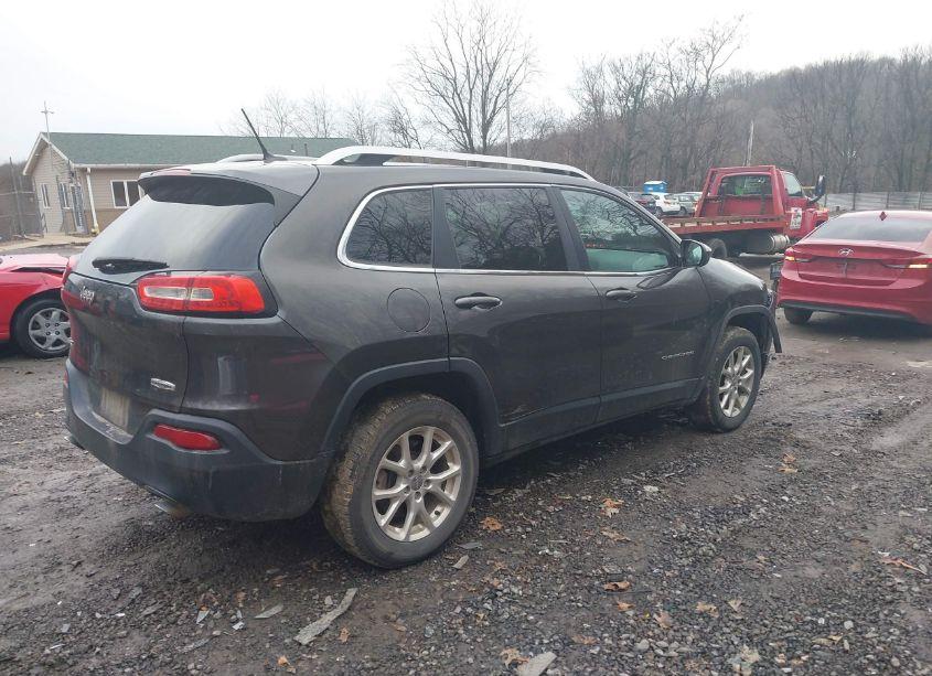 Photo 4 of 2014 Jeep Cherokee LATITUDE (VIN 1C4PJMCS2EW243734)