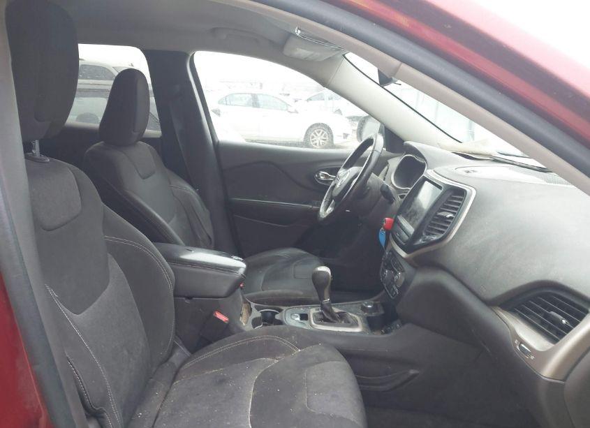 Photo 5 of 2014 Jeep Cherokee LATITUDE (VIN 1C4PJMCS2EW317430)