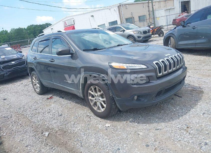 2015 Jeep Cherokee LATITUDE (VIN 1C4PJMCS2FW502949) main photo