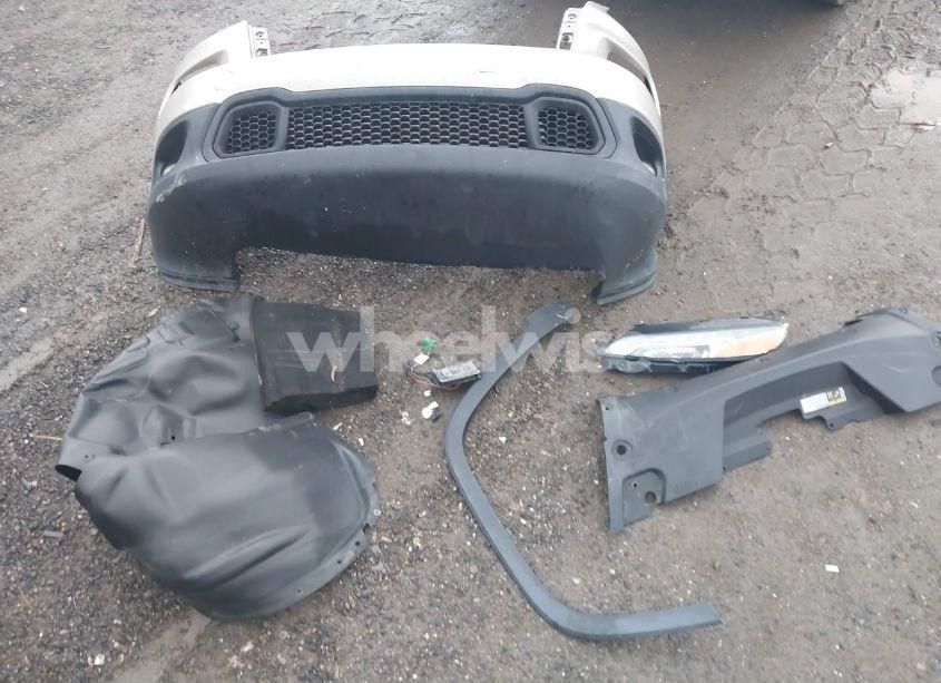 Photo 12 of 2015 Jeep Cherokee LATITUDE (VIN 1C4PJMCS2FW551729)