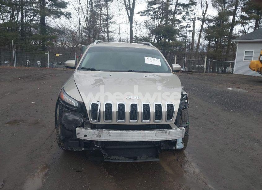 Photo 13 of 2015 Jeep Cherokee LATITUDE (VIN 1C4PJMCS2FW551729)