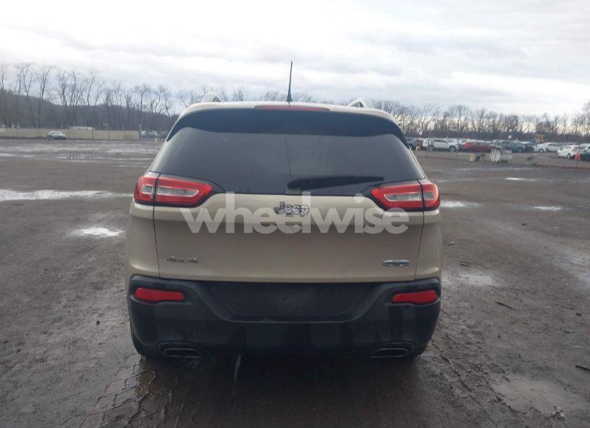Photo 17 of 2015 Jeep Cherokee LATITUDE (VIN 1C4PJMCS2FW551729)