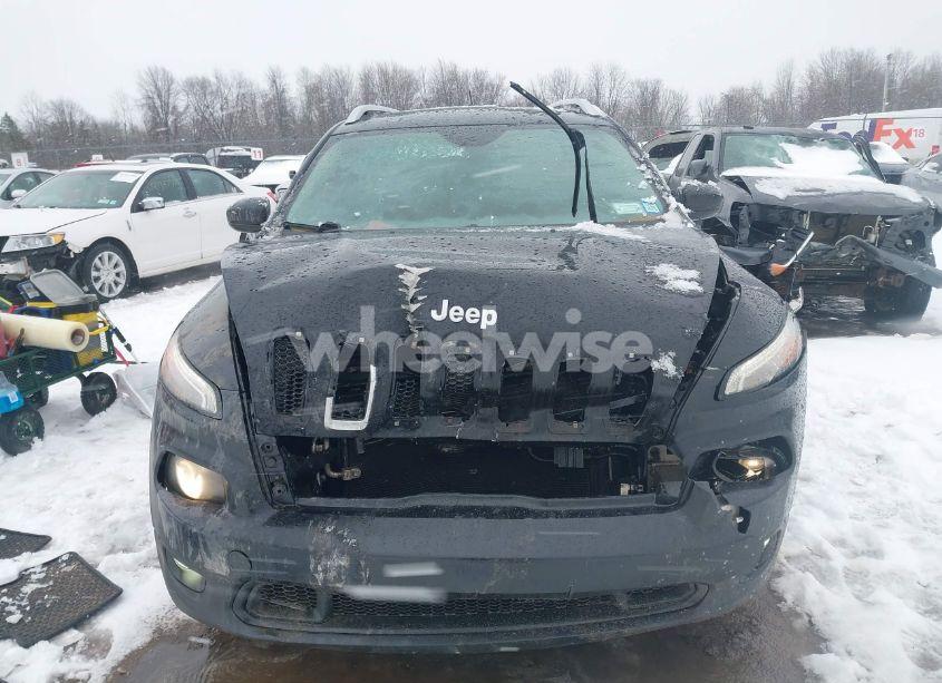 Photo 12 of 2015 Jeep Cherokee LATITUDE (VIN 1C4PJMCS2FW556588)