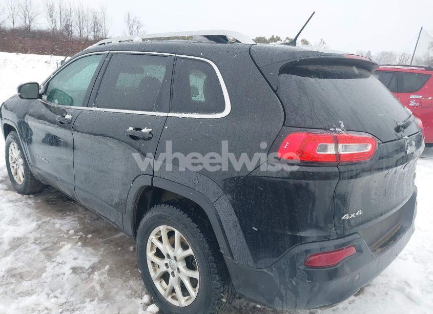 Photo 3 of 2015 Jeep Cherokee LATITUDE (VIN 1C4PJMCS2FW556588)