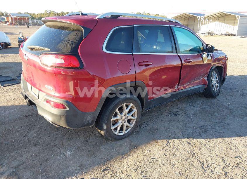 Photo 4 of 2015 Jeep Cherokee LATITUDE (VIN 1C4PJMCS2FW615932)