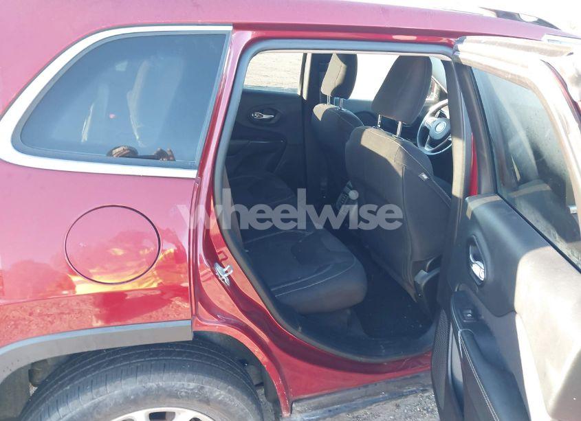 Photo 8 of 2015 Jeep Cherokee LATITUDE (VIN 1C4PJMCS2FW615932)