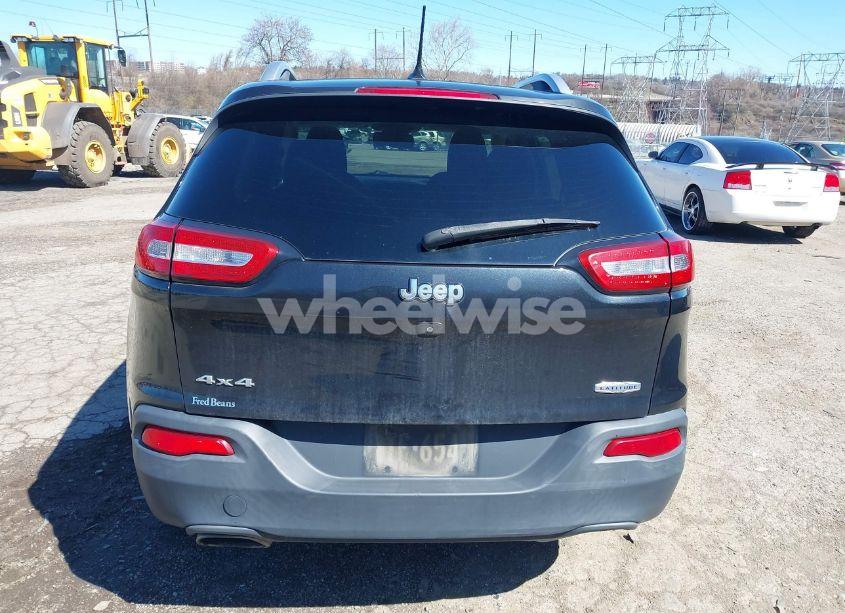 Photo 17 of 2015 Jeep Cherokee LATITUDE (VIN 1C4PJMCS2FW620113)