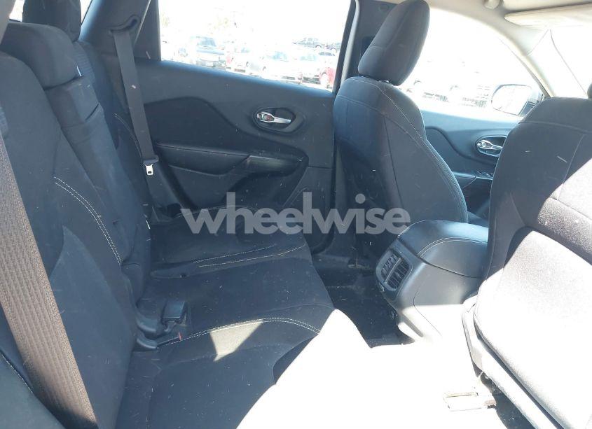 Photo 8 of 2015 Jeep Cherokee LATITUDE (VIN 1C4PJMCS2FW620113)