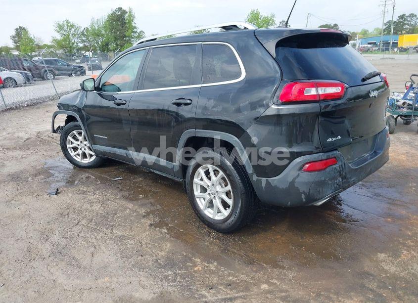 Photo 3 of 2015 Jeep Cherokee LATITUDE (VIN 1C4PJMCS2FW790133)