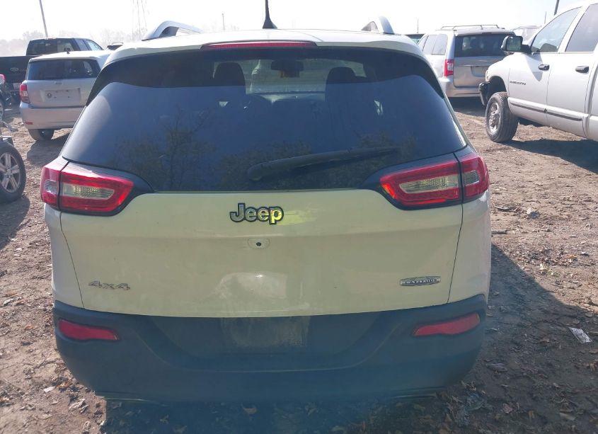 Photo 17 of 2016 Jeep Cherokee LATITUDE (VIN 1C4PJMCS2GW101158)