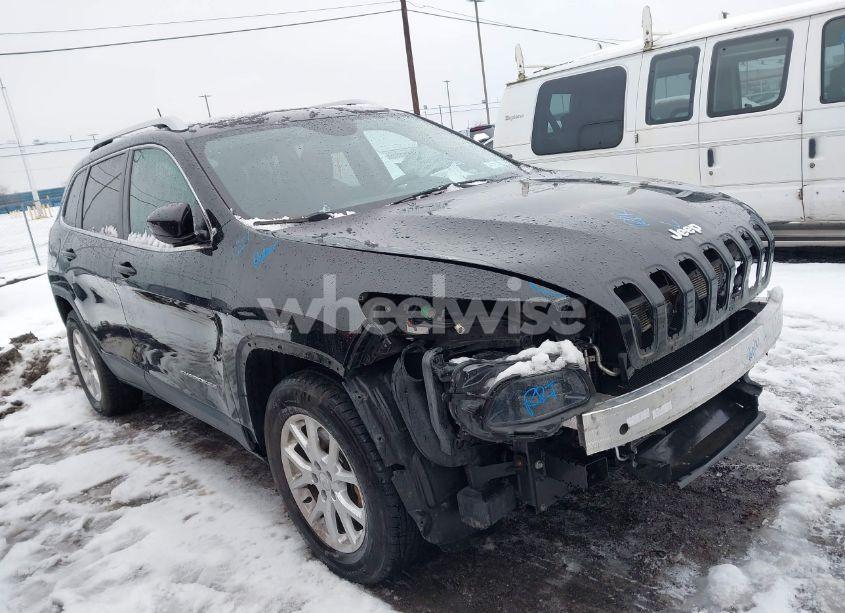 2016 Jeep Cherokee LATITUDE (VIN 1C4PJMCS2GW105355) main photo