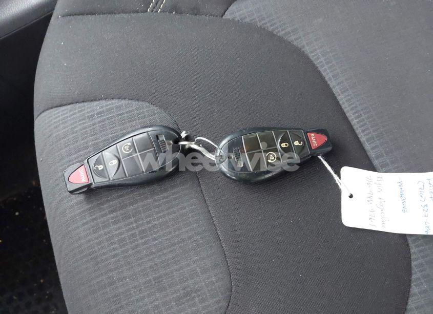 Photo 11 of 2016 Jeep Cherokee LATITUDE (VIN 1C4PJMCS2GW105355)