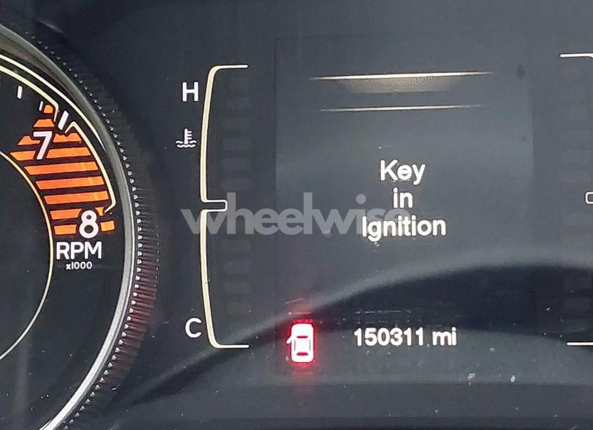 Photo 7 of 2016 Jeep Cherokee LATITUDE (VIN 1C4PJMCS2GW105355)