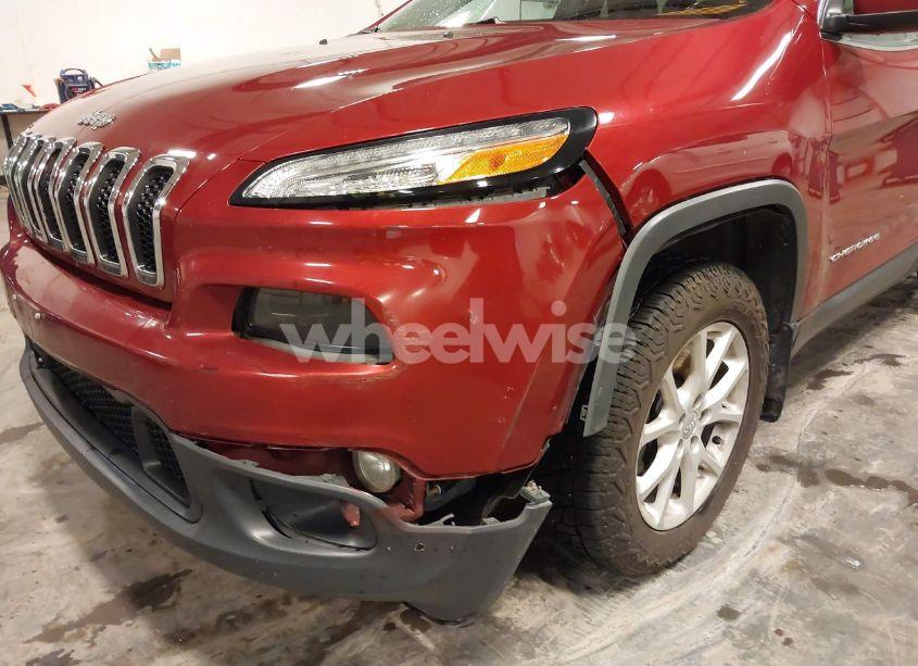 Photo 22 of 2016 Jeep Cherokee LATITUDE (VIN 1C4PJMCS2GW131065)