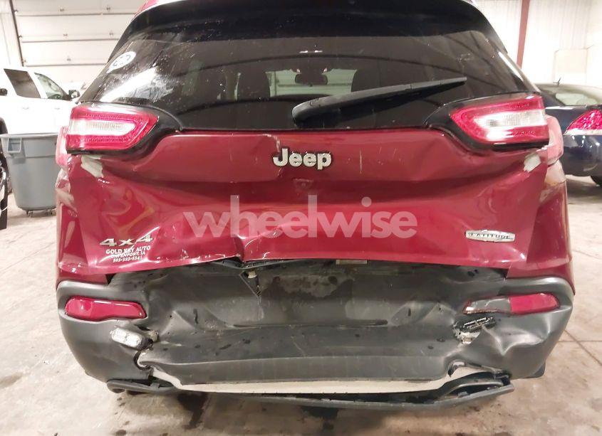 Photo 6 of 2016 Jeep Cherokee LATITUDE (VIN 1C4PJMCS2GW131065)