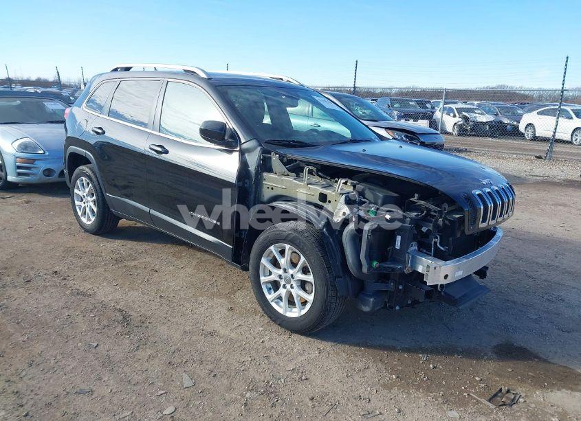 2016 Jeep Cherokee LATITUDE (VIN 1C4PJMCS2GW143071) main photo