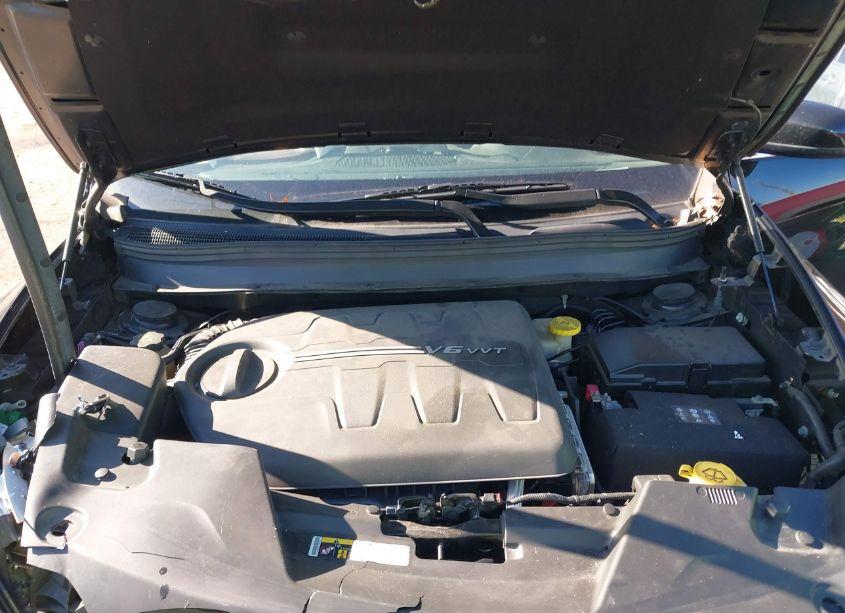 Photo 10 of 2017 Jeep Cherokee LATITUDE 4X4 (VIN 1C4PJMCS2HW583941)