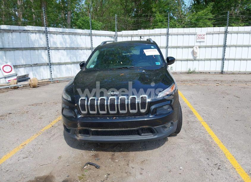 Photo 12 of 2014 Jeep Cherokee LATITUDE (VIN 1C4PJMCS3EW184984)