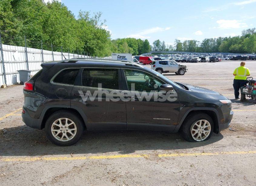 Photo 13 of 2014 Jeep Cherokee LATITUDE (VIN 1C4PJMCS3EW184984)