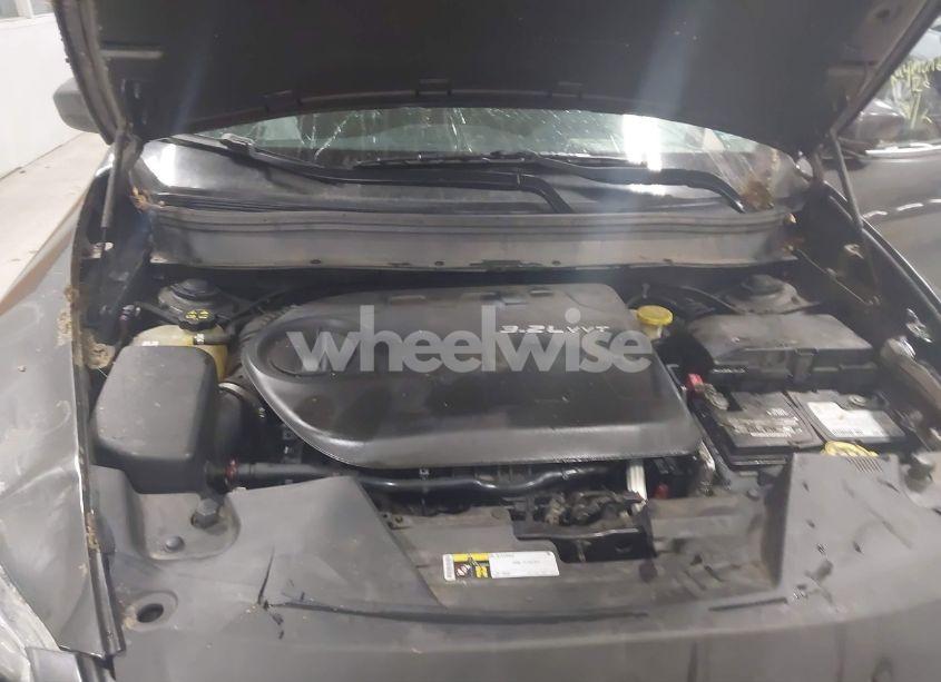 Photo 10 of 2014 Jeep Cherokee LATITUDE (VIN 1C4PJMCS3EW260946)